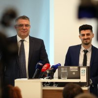 Pavao Ćorluka, Puria Javidi