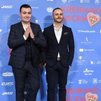 Poznate dame na Humanitarnoj modnoj reviji Kreirano srcem