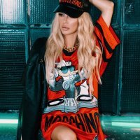 Maja Šuput u kolekciji Moschino [tv] H&M