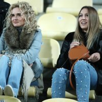 Inter Zaprešić - Slaven Belupo, navijačice na tribinama