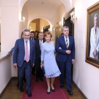 Bandić s rumunjskim kraljevskim parom