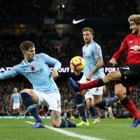 Manchester City (John Stones) - Manchester United (Marouane Fellaini)