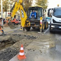 Zbog puknuća vodovodne cijevi u Maksimirskoj, došlo do zastoja u prometu