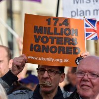 Mnogi su u Velikoj Britaniji razočarani postignutim dogovorom