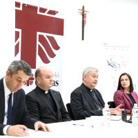 Hrvatski Caritas odrzao je konferenciju za medije povodom 25. obljetnice i najavio tradicionalne akcije Nedjelja Caritasa i Za 1000 radosti