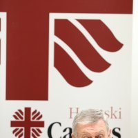 Hrvatski Caritas odrzao je konferenciju za medije povodom 25. obljetnice i najavio tradicionalne akcije Nedjelja Caritasa i Za 1000 radosti
