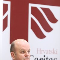 Hrvatski Caritas odrzao je konferenciju za medije povodom 25. obljetnice i najavio tradicionalne akcije Nedjelja Caritasa i Za 1000 radosti