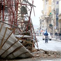 U Rijeci se urušila skela u Adamićevoj ulici