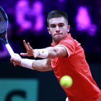 Borna Ćorić u akciji