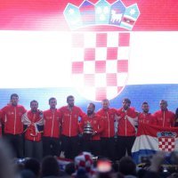 Zlatne tenisače na glavnom Trgu dočekale tisuće navijača