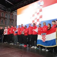 Zlatne tenisače na glavnom Trgu dočekale tisuće navijača