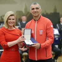 Kolinda Grabar-Kitarović odlikovala osvajače Davis cupa