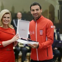 Kolinda Grabar-Kitarović odlikovala osvajače Davis cupa