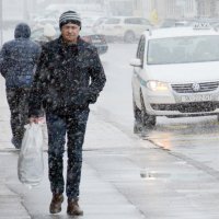 Od ranih jutarnjih sati u Sisku pada snijeg