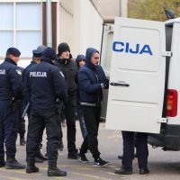 Policija na Savskoj cesti privela veću skupinu ljudi