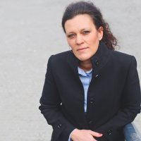 Dr. Ivana Mikolašević