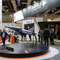 Izložba vojne opreme u Kairu