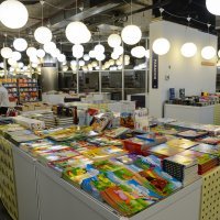 Velika adventska knjižara