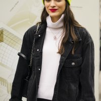 Kape i šalovi na zvijezdama ulične mode