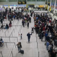 London: Zbog pojava drona velike gužve na aerodromu