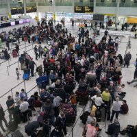 London: Zbog pojava drona velike gužve na aerodromu