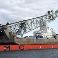 Kineski brod ZHEN HUA 7 doveo brodove koji će graditi Pelješki most