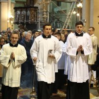 Kardinal Bozanić u katedrali predvodio misu polnoćku