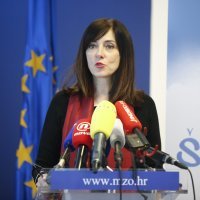 predstavljen prijedlog Pravilnika o napredovanju i nagrađivanju učitelja, nastavnika, stručnih suradnika, odgojitelja, stručnih učitelja i ravnatelja u osnovnim i srednjim školama i učeničkim domovima