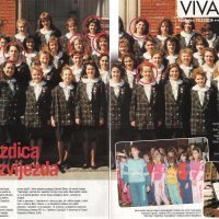 Isječak iz novina s fotografijom zbora Zvjezdice 1989. godine