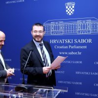 Gordan Maras, Asen Bauk