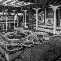 Hotelski kompleks Haludovo na Krku, fotografija Nele Laptoš. Fotografija je dio projekta Abandoned Croatia