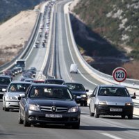 Građani usporili promet na autocesti Ravca-Vrgorac kašnjenja izgradnje tunela Vrgorac - Drvenik