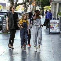 Angelina Jolie s djecom