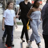 Angelina Jolie s djecom