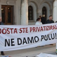 Pula: Prosvjed protiv davanja plaža u koncesiju
