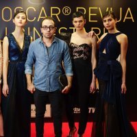 Ivan Alduk s modelima u njegovim kreacijama