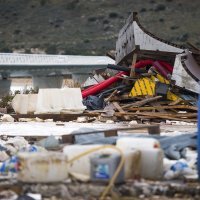 Smeće oko čiovskoga mosta