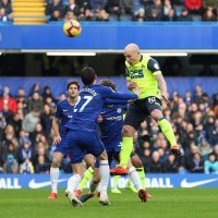 Chelsea (Andreas Christensen) - Huddersfield Town (Aaron Mooy)