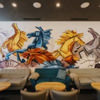 Živopisan interijer Hugo's bara u Puli