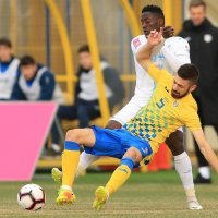 Ivan Tatomirović u duelu