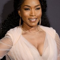 Angela Bassett