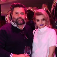 Charles Pearce i Ella Dvornik