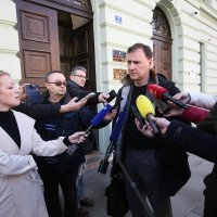 Produljen pritvor Franji Vargi i Blažu Ćuriću