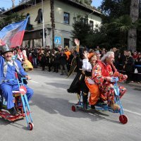 Opatija: Balinjerada, uzbudljiva utrka maškara na vozilima s kugličnim ležajevima