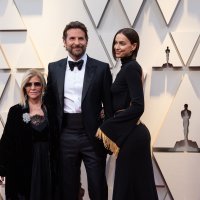 Bradley Cooper, Irina Shayk i mama Gloria