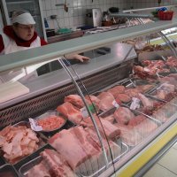 PDV na meso od 1. siječnja snižen s 25 na 13 posto