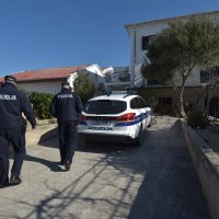 Pag, obiteljska kuća