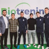 Ivan Krakan i nogometaši NK Lokomotiva