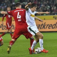 Borussia Monchengladbach (Florian Neuhaus) - FC Bayern (Niklas Süle)