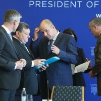 Mladen Markač, Zrinko Petener